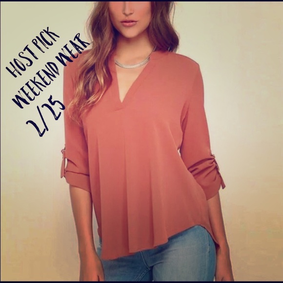 Tops - V-neck casual blouse